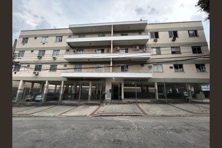 Apartamento para alugar com 61m², 2 quartos e 1 vagaFachada