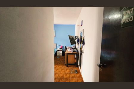 Casa à venda com 100m², 2 quartos e 8 vagas