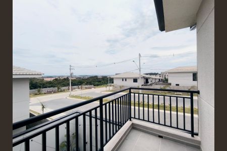 Casa de condomínio à venda com 128m², 3 quartos e 2 vagasQuarto 3