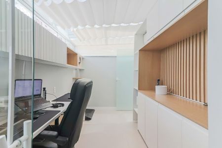 Apartamento à venda com 74m², 2 quartos e 1 vagaEscritório