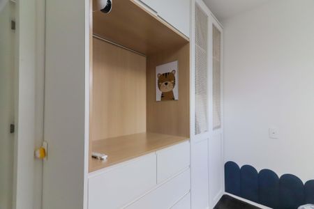 Apartamento à venda com 74m², 2 quartos e 1 vagaQuarto 2