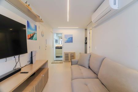 Apartamento à venda com 74m², 2 quartos e 1 vagaSala