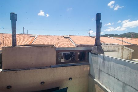 Casa à venda com 135m², 3 quartos e 2 vagas Casa à venda com 135m², 3 quartos e 2 vagasVista