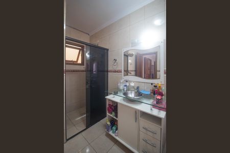 Casa à venda com 135m², 3 quartos e 2 vagas Casa à venda com 135m², 3 quartos e 2 vagasBanheiro da Suíte