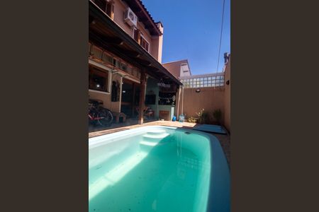 Casa à venda com 135m², 3 quartos e 2 vagas Casa à venda com 135m², 3 quartos e 2 vagasPiscina/Quintal