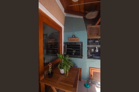 Casa à venda com 135m², 3 quartos e 2 vagas Casa à venda com 135m², 3 quartos e 2 vagasChurrasqueira