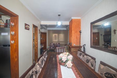 Casa à venda com 135m², 3 quartos e 2 vagas Casa à venda com 135m², 3 quartos e 2 vagasSala