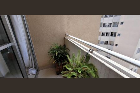 Sacada de apartamento para alugar com 2 quartos, 54m² em Vila Maria Augusta, Itaquaquecetuba