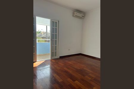 Casa de condomínio para alugar com 320m², 5 quartos e 5 vagas Casa de condomínio para alugar com 320m², 5 quartos e 5 vagasQuarto