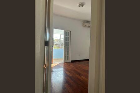 Casa de condomínio para alugar com 320m², 5 quartos e 5 vagas Casa de condomínio para alugar com 320m², 5 quartos e 5 vagasQuarto