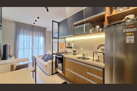 Sala/Cozinha de apartamento para alugar com 1 quarto, 28m² em Vila Romana, São Paulo