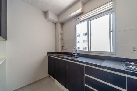Cozinha de apartamento para alugar com 2 quartos, 50m² em Cecília, Viamão