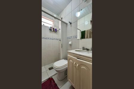 Casa à venda com 330m², 3 quartos e 3 vagas Casa à venda com 330m², 3 quartos e 3 vagasbanho