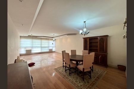 Apartamento à venda com 170m², 3 quartos e 1 vaga Apartamento à venda com 170m², 3 quartos e 1 vagaSala
