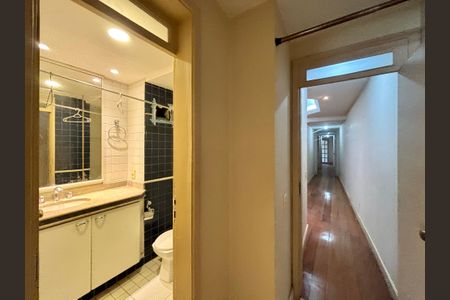 Apartamento à venda com 170m², 3 quartos e 1 vaga Apartamento à venda com 170m², 3 quartos e 1 vagaSuíte 1 - banheiro 1