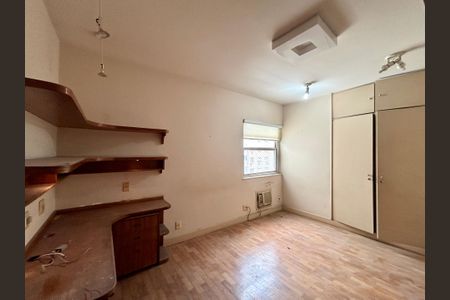 Apartamento à venda com 170m², 3 quartos e 1 vaga Apartamento à venda com 170m², 3 quartos e 1 vagaQuarto