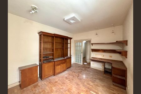 Apartamento à venda com 170m², 3 quartos e 1 vaga Apartamento à venda com 170m², 3 quartos e 1 vagaQuarto