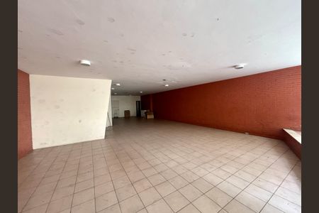 Apartamento à venda com 170m², 3 quartos e 1 vaga Apartamento à venda com 170m², 3 quartos e 1 vagaÁrea comum