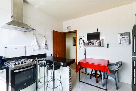 Casa à venda com 223m², 3 quartos e 2 vagasCozinha