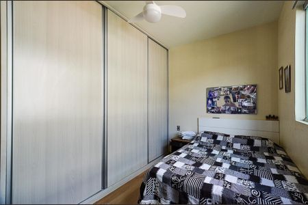 Casa à venda com 223m², 3 quartos e 2 vagasQuarto 1