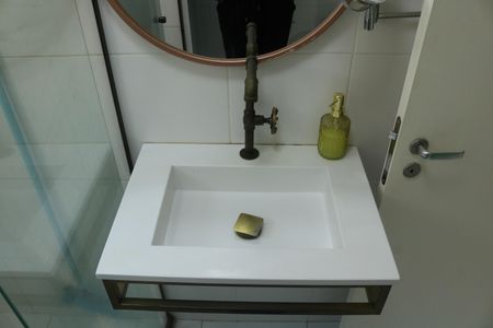 Banheiro de apartamento para alugar com 1 quarto, 31m² em Água Branca, São Paulo