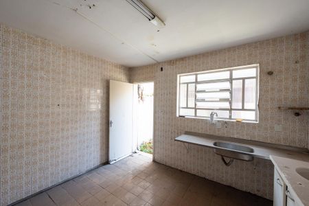 Casa à venda com 152m², 2 quartos e 2 vagasCozinha