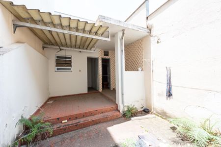 Casa à venda com 152m², 2 quartos e 2 vagasLavanderia