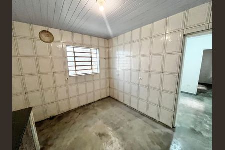 Cozinha de casa de condomínio para alugar com 1 quarto, 60m² em Vila Bandeirantes, São Paulo