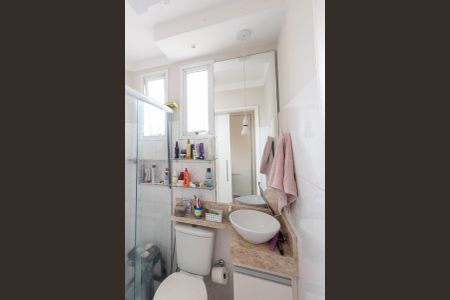 Casa de condomínio à venda com 80m², 2 quartos e 2 vagas Casa de condomínio à venda com 80m², 2 quartos e 2 vagasBanheiro da Suíte 1