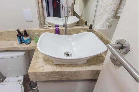 Casa de condomínio à venda com 80m², 2 quartos e 2 vagas Casa de condomínio à venda com 80m², 2 quartos e 2 vagasLavabo