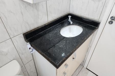 Apartamento para alugar com 53m², 2 quartos e 1 vaga Apartamento para alugar com 53m², 2 quartos e 1 vagaBanheiro