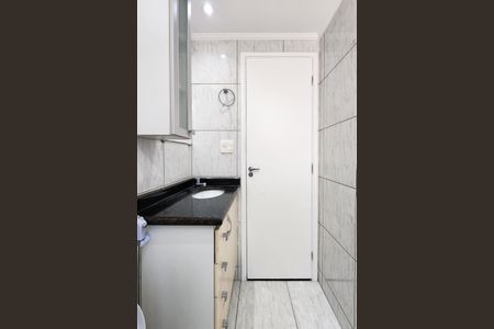 Apartamento para alugar com 53m², 2 quartos e 1 vaga Apartamento para alugar com 53m², 2 quartos e 1 vagaBanheiro