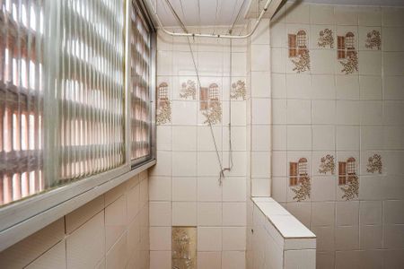 Apartamento à venda com 38m², 1 quarto e sem vaga Apartamento à venda com 38m², 1 quarto e sem vagaCozinha e Área de Serviço