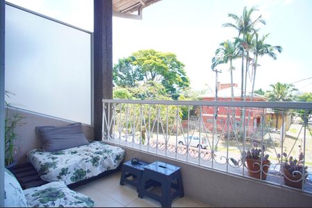 Casa para alugar com 340m², 3 quartos e 1 vagavaranda da suite