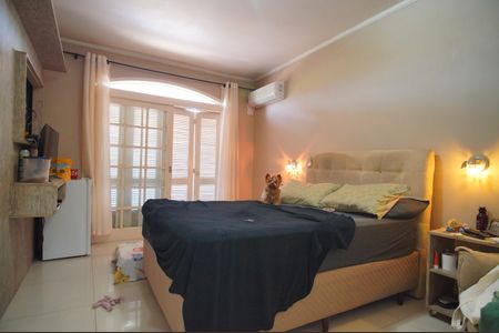 Casa para alugar com 340m², 3 quartos e 1 vagasuite