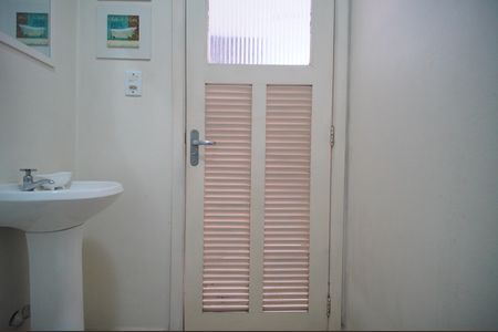 Casa para alugar com 340m², 3 quartos e 1 vagaBanheiro 2