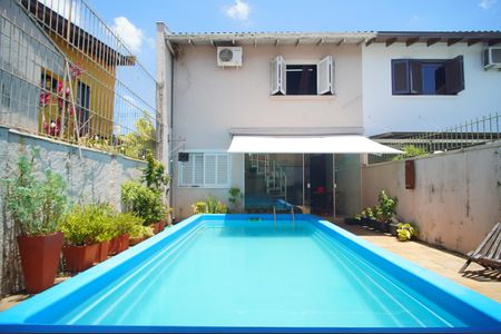 Casa para alugar com 340m², 3 quartos e 1 vagaÁrea comum - Piscina