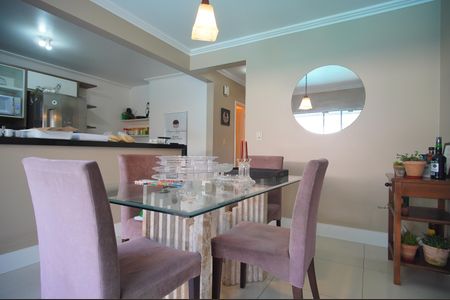 Casa para alugar com 340m², 3 quartos e 1 vagaSala de Jantar