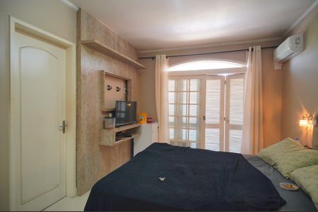 Casa para alugar com 340m², 3 quartos e 1 vagasuite