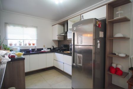 Casa para alugar com 340m², 3 quartos e 1 vagaCozinha