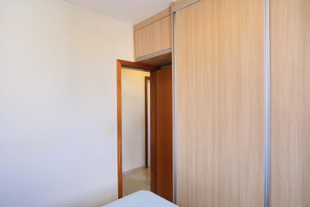 Suíte de apartamento à venda com 3 quartos, 70m² em Ana Lúcia, Belo Horizonte