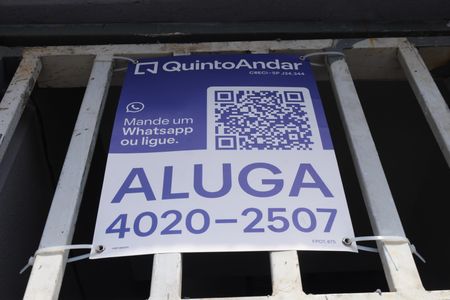 Casa para alugar com 60m², 1 quarto e sem vagaPlaca instalada no portão do imóvel - Código da placa FPOT-875