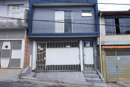 Casa para alugar com 60m², 1 quarto e sem vagaPlaca instalada no portão do imóvel - Código da placa FPOT-875