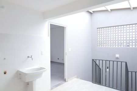 Casa para alugar com 60m², 1 quarto e sem vagaÁrea de Serviço