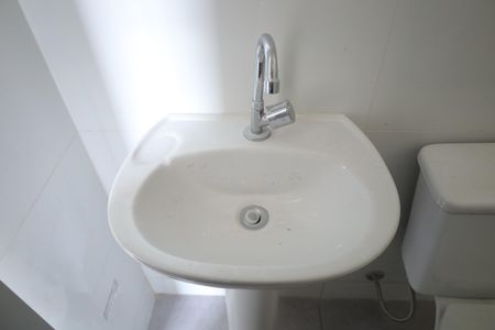 Casa para alugar com 60m², 1 quarto e sem vagaBanheiro