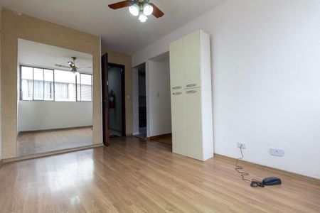 Apartamento para alugar com 67m², 2 quartos e 1 vaga Apartamento para alugar com 67m², 2 quartos e 1 vagaSala