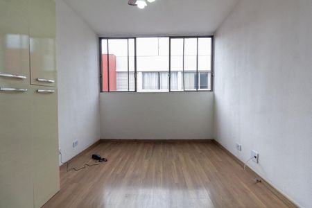 Apartamento para alugar com 67m², 2 quartos e 1 vaga Apartamento para alugar com 67m², 2 quartos e 1 vagaSala