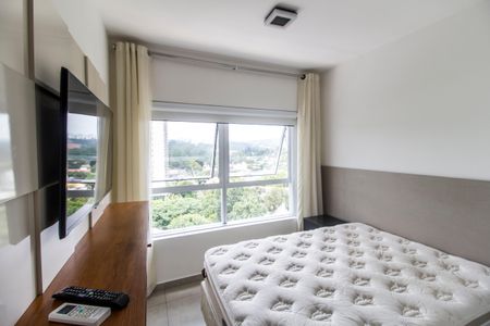 Suíte de apartamento para alugar com 2 quartos, 67m² em Empresarial 18 do Forte, Barueri