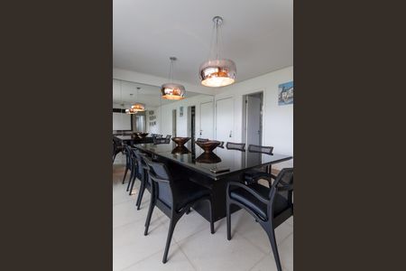 Sala de TV de apartamento para alugar com 3 quartos, 136m² em Vila da Serra, Nova Lima