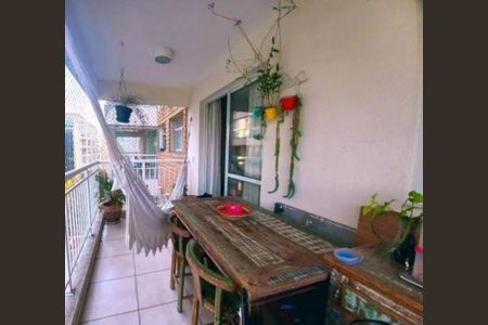 Foto 02 de apartamento à venda com 3 quartos, 83m² em Mooca, São Paulo